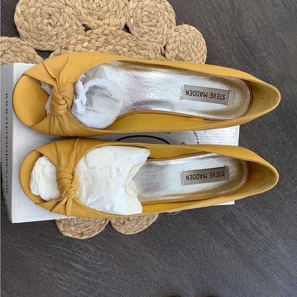 Steven Madden Wedges - Picture 3 of 6